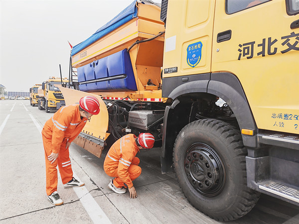 除雪演练4.jpg 除雪演练4.jpg