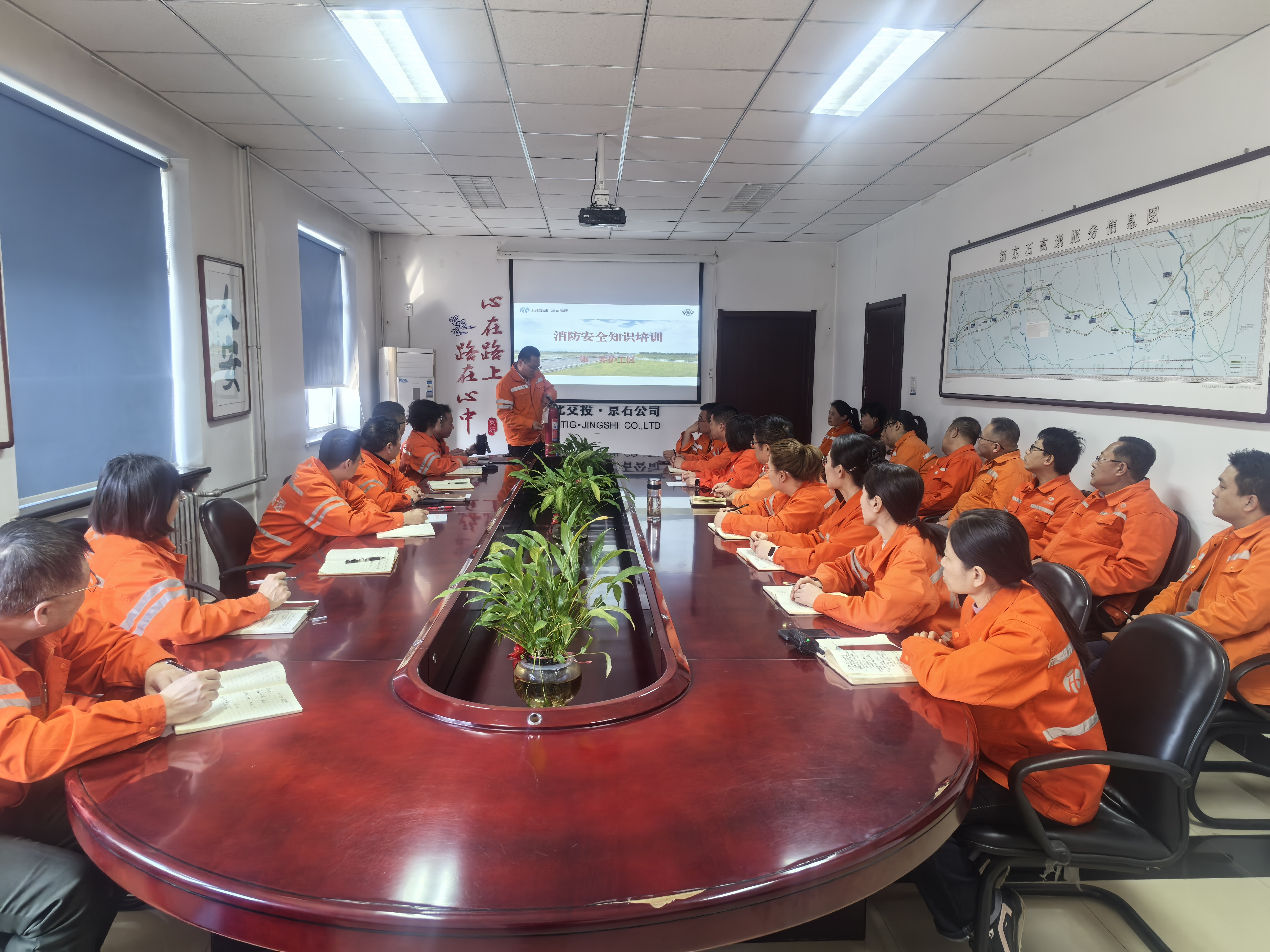 722eb8088546287f814300381d6a20c.jpg 722eb8088546287f814300381d6a20c.jpg